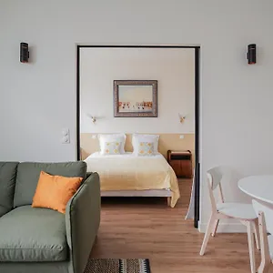 Apartment Moderne Et Chic Proche Tour Eiffel, Paris